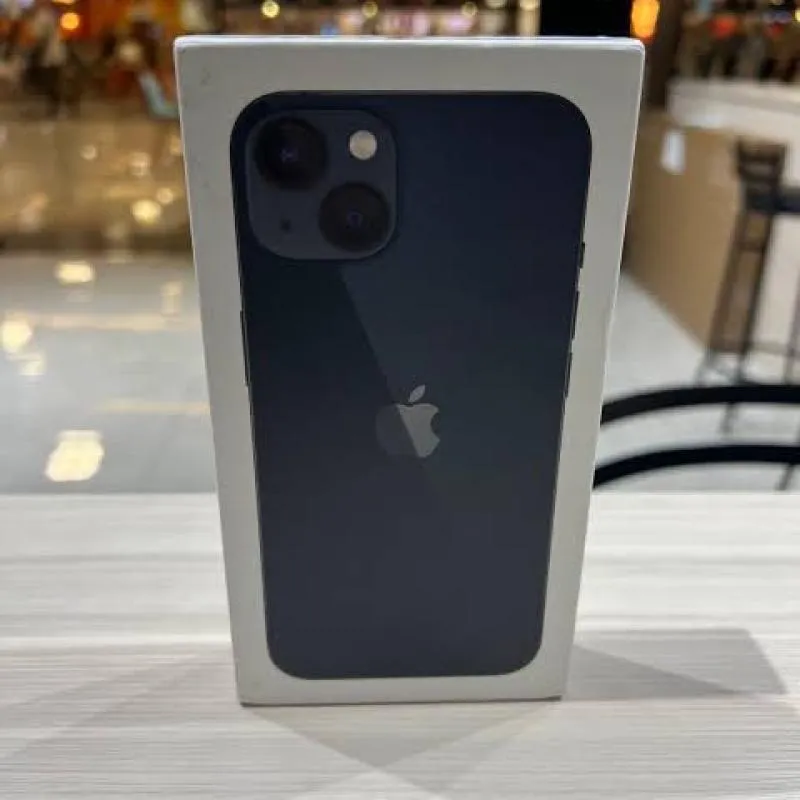 Imagem da campanha 30 mil no pix + IPhone 13