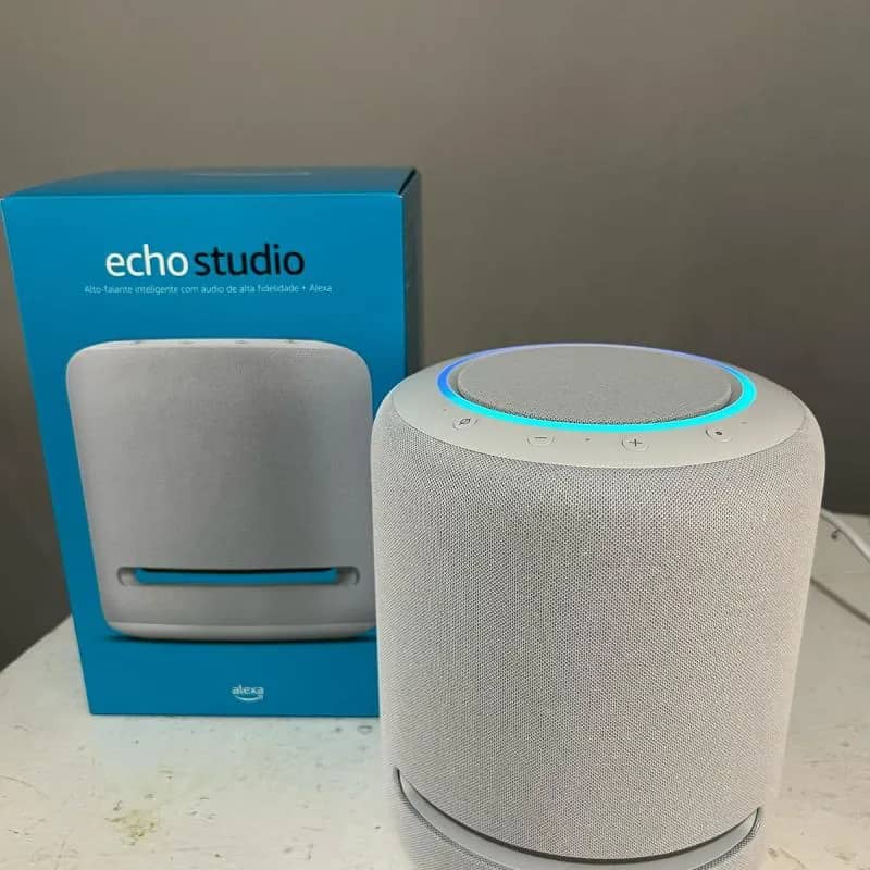 Imagem da campanha Alexa echo studio