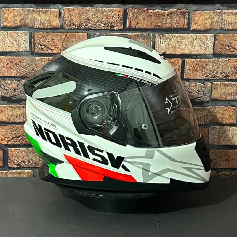 Imagem da campanha Capacete norisk Itália 01