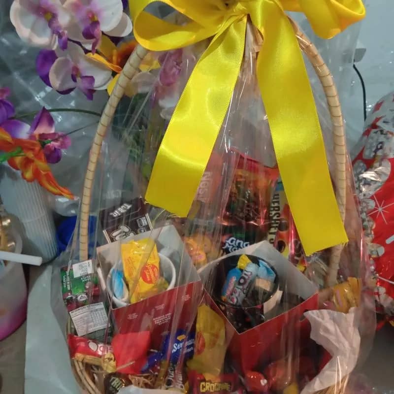 Imagem da campanha Cesta dia dos namorados ajudando uma amiga