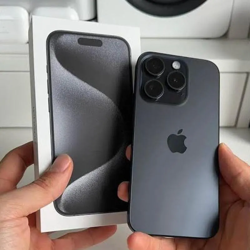 Imagem da campanha Já penso esse iPhone na sua mão? 👀