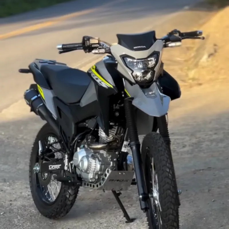 Imagem da campanha Uma Bros 160. 2025 ou 20 mil no Pix