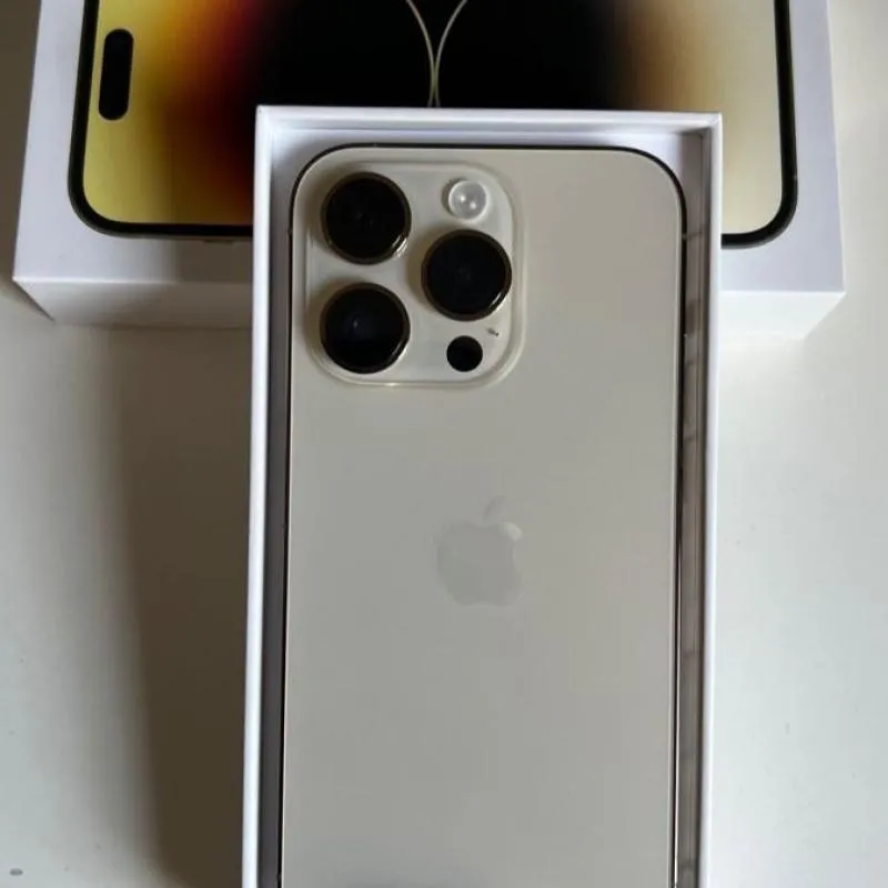 Imagem da campanha iPhone 14pro