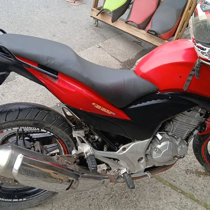 Imagem da campanha CB300 2011  PARA REALIZA MEU SONHO