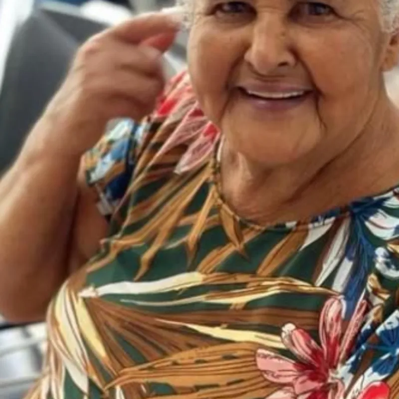 Imagem da campanha EM PROL LUIZA