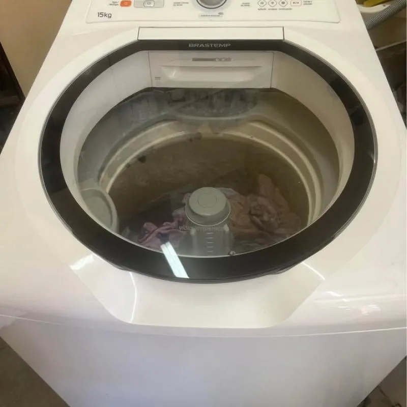 Imagem da campanha Iphone 16