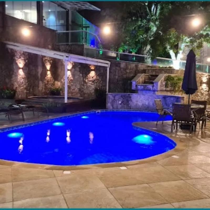 Imagem da campanha O SEU REFUGIO DE CONFORTO, LAZER E MOMENTOS INESQUECIVEIS: