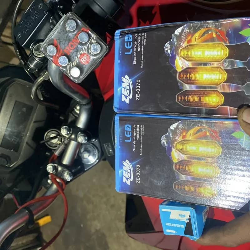 Imagem da campanha Setas de led daCB Twister