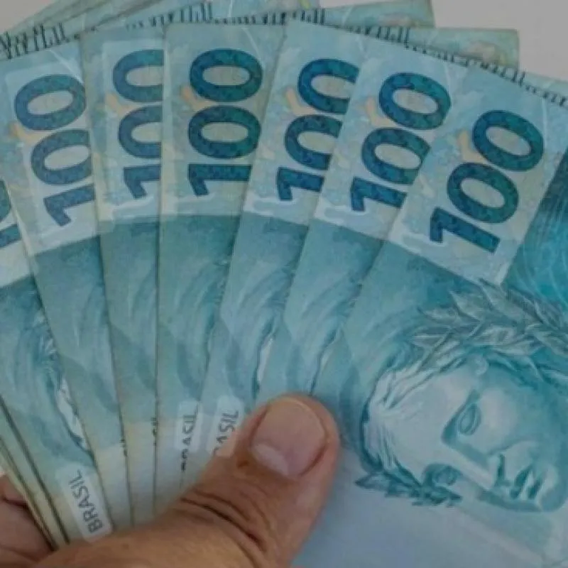 Imagem da campanha 1 Capacete jockey mais1 bota e mais 1 chicote