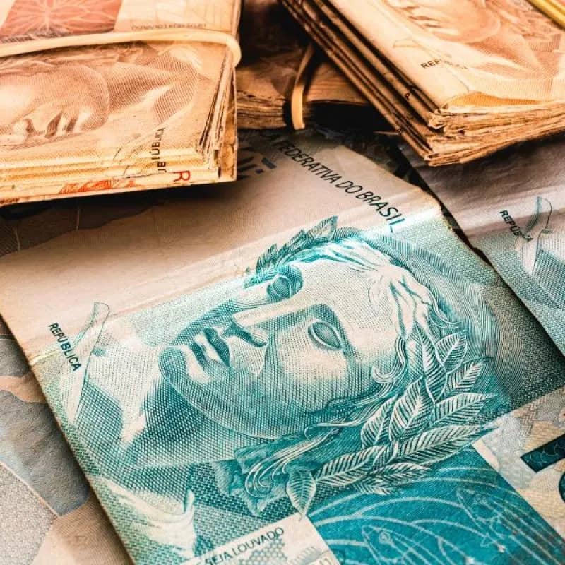 Imagem da campanha (AÇÃO VALENDO 200 R$ NO PIX) corra é participe!