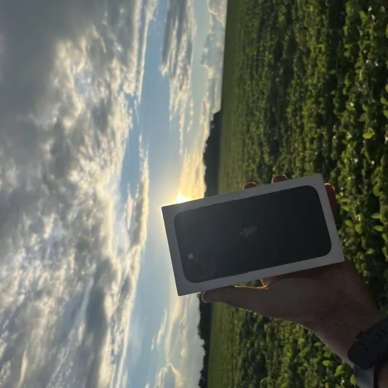 Imagem da campanha Iphone 13 LACRADO ou 3K NO PIX💸