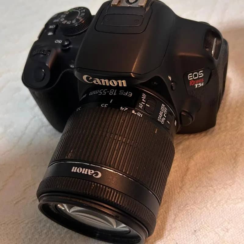 Imagem da campanha Rifa – Câmera Canon T5i + Lente 18-55