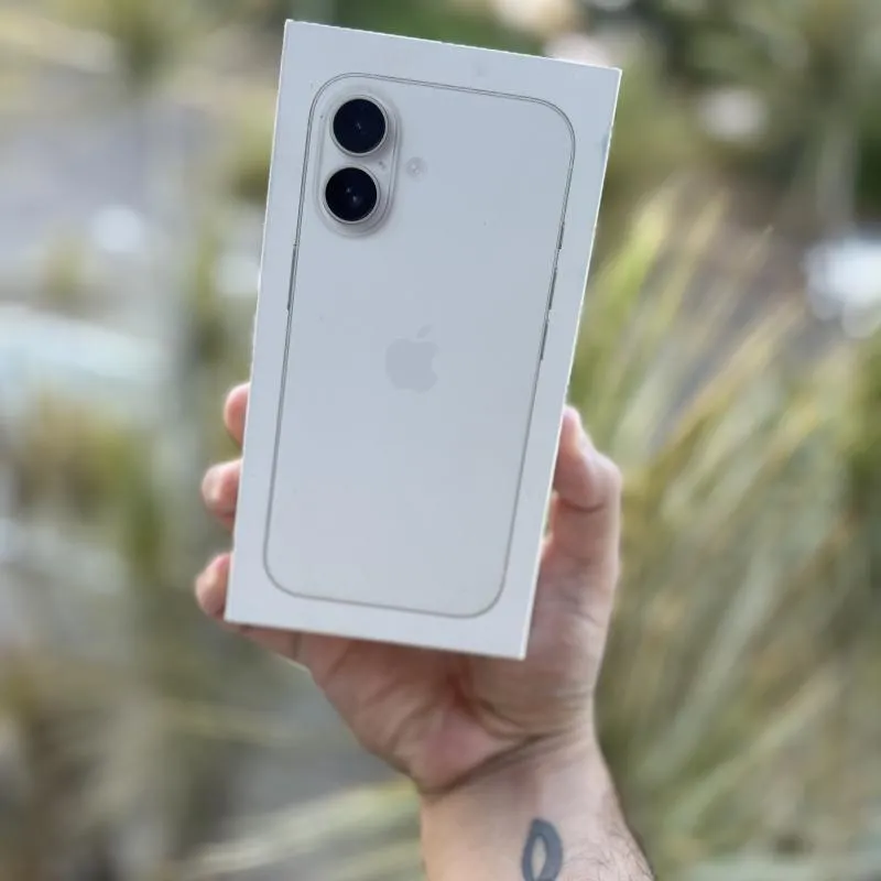 Imagem da campanha iPhone 16 Branco 128GB