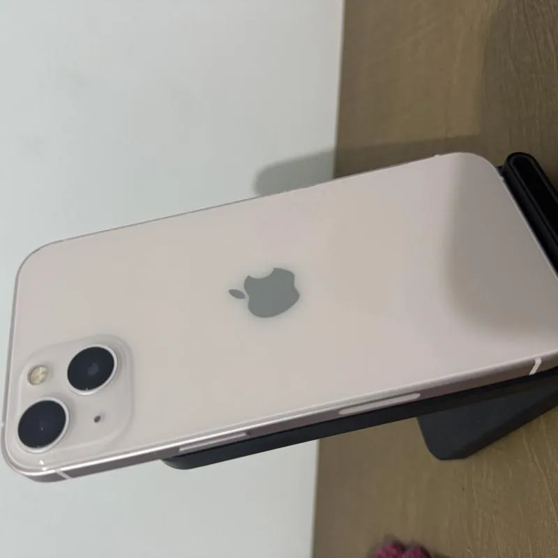 Imagem da campanha iPhone 13