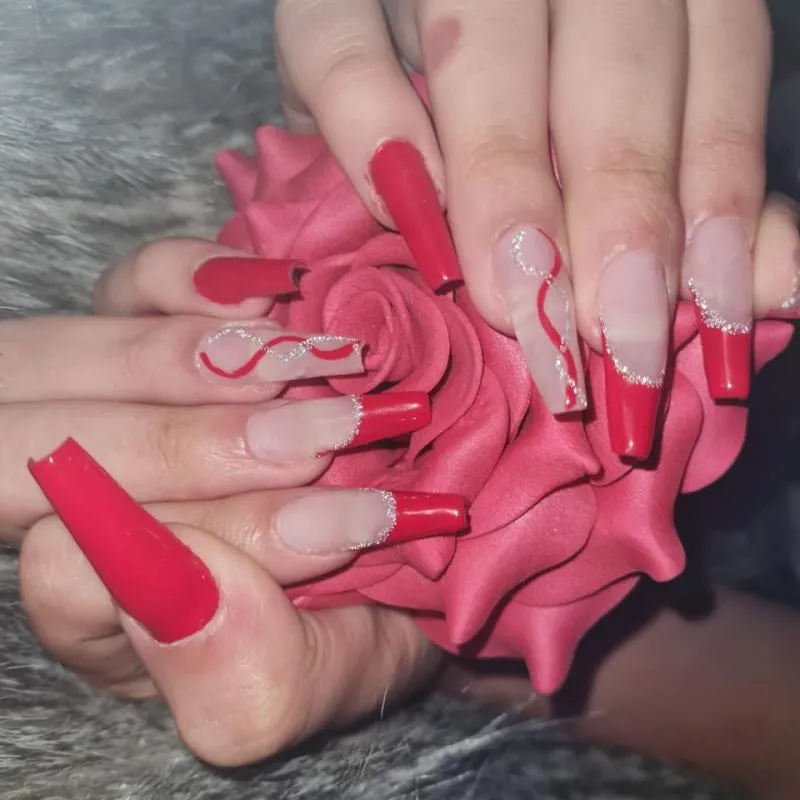 Imagem da campanha Rifa valendo unha de gel+ pedicure