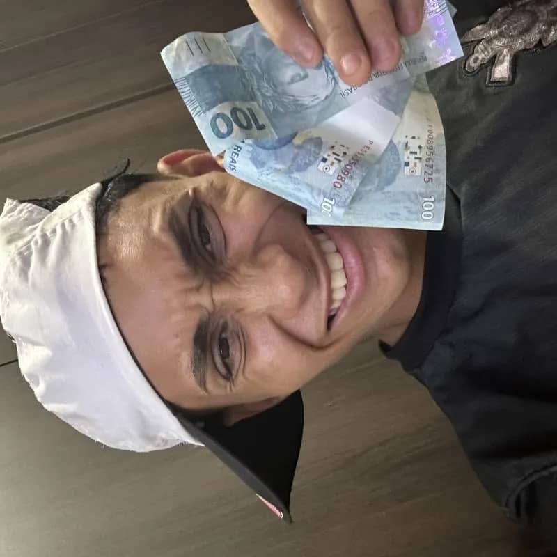 Imagem da campanha $300 reias no pix💵