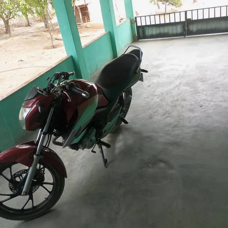 Imagem da campanha Linda Titan 160