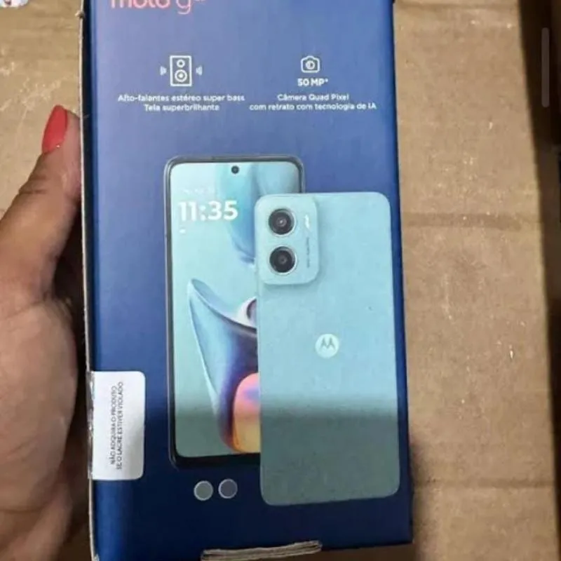 Imagem da campanha Motorola A06 50MP