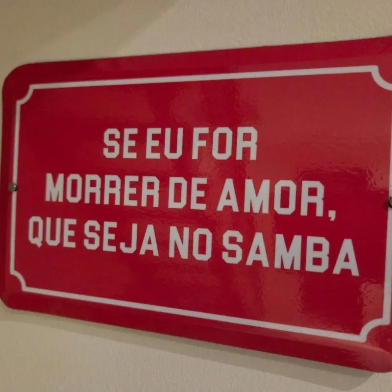 Imagem da campanha Estácio de Samba - Rifa Solidária para compra da caixa de som