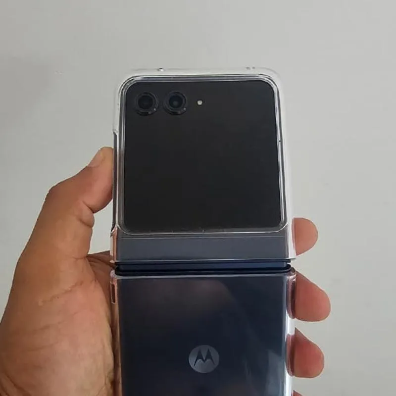 Imagem da campanha Smartphone Motorola Razr 60