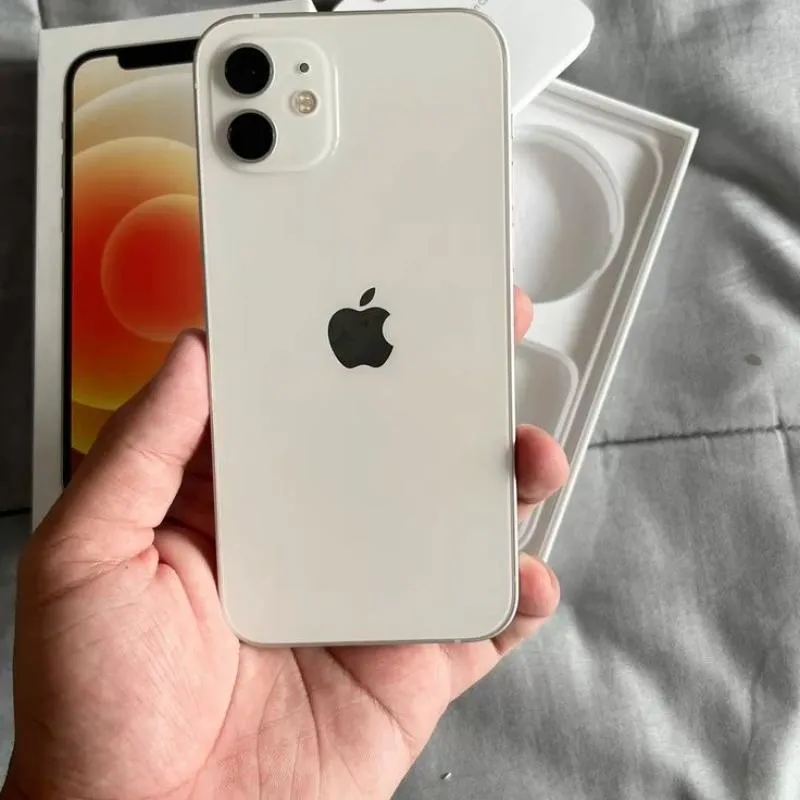 Imagem da campanha iPhone 12