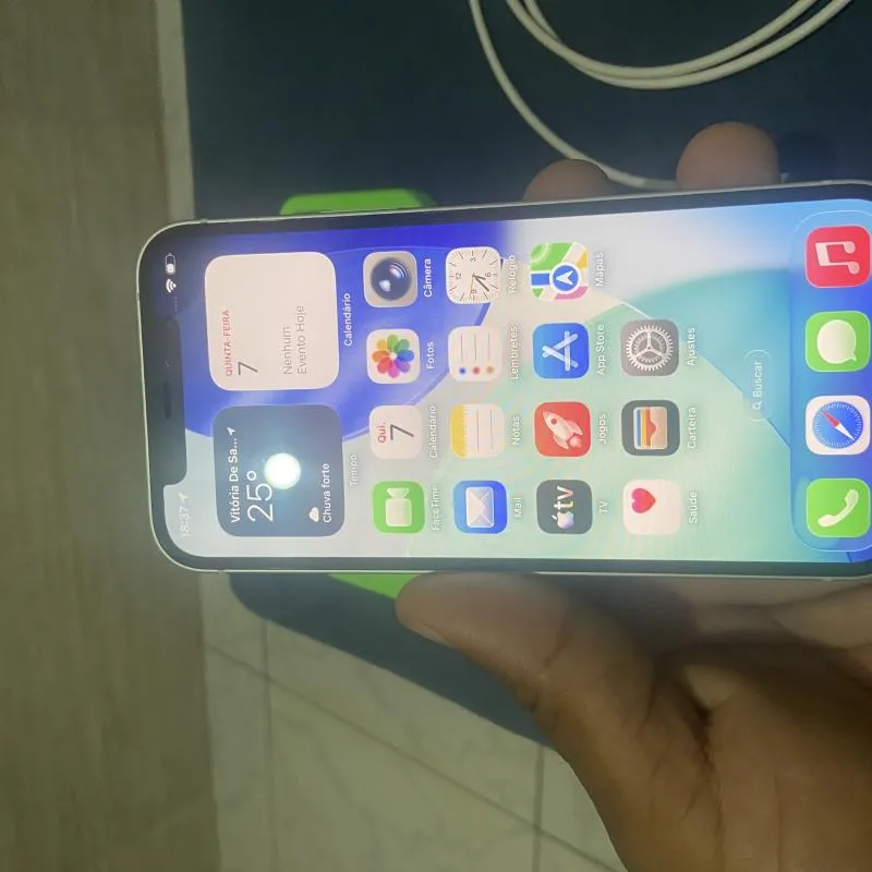Imagem da campanha iPhone 12