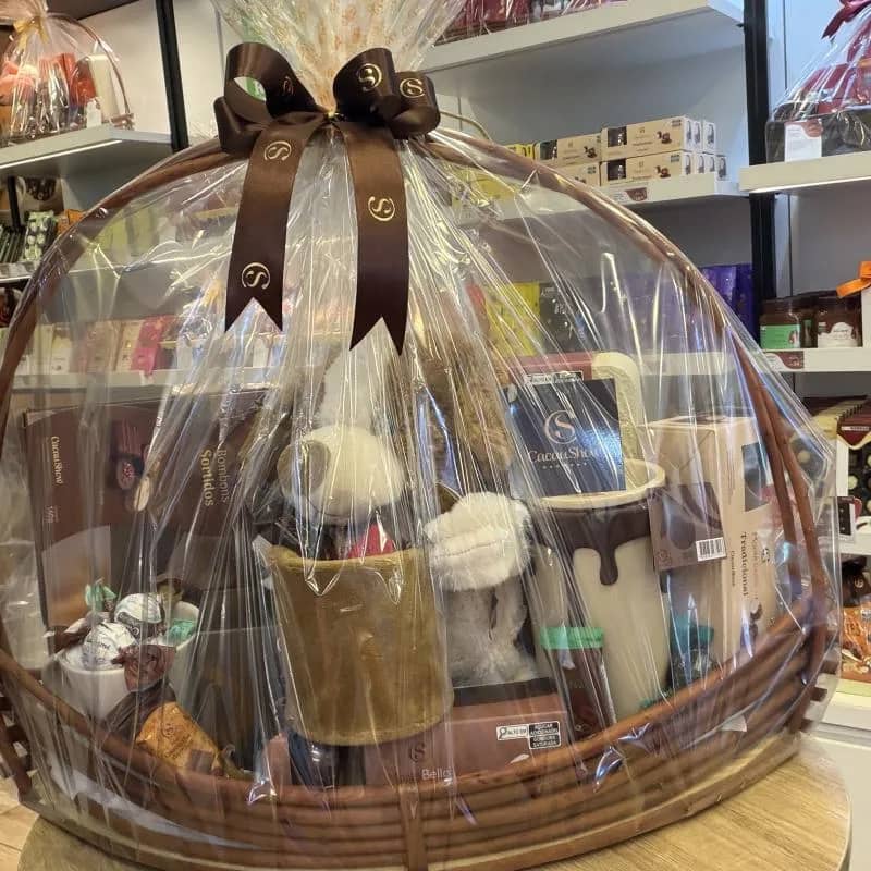Imagem da campanha CONCORRA UMA LINDA CESTA DE CHOCOLATE DA CACAU SHOW NO VALOR TOTAL DE 650,00