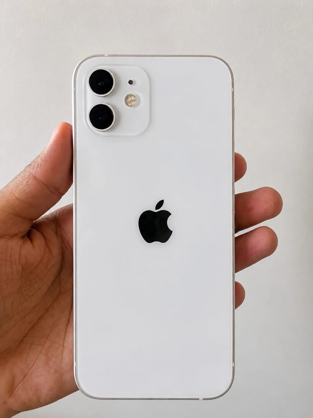 IPhone 12 ou 1.500$ no pix