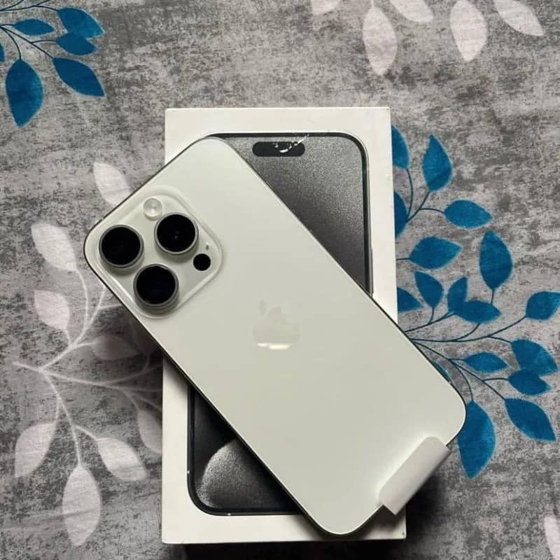 Imagem da campanha IPHONE 15 PRO MAX