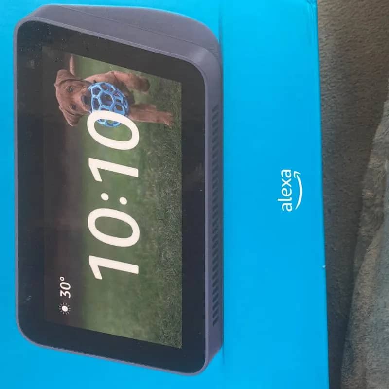 Imagem da campanha Uma Alexa