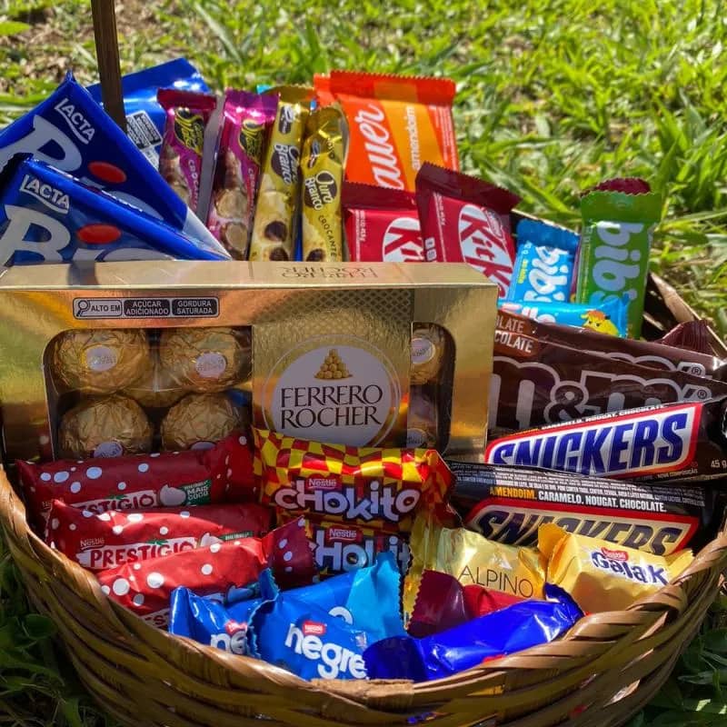 Imagem da campanha Cesta de Chocolates + R$100 no PIX