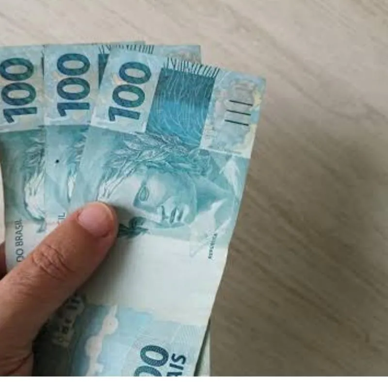 Imagem da campanha 300 reais no pix