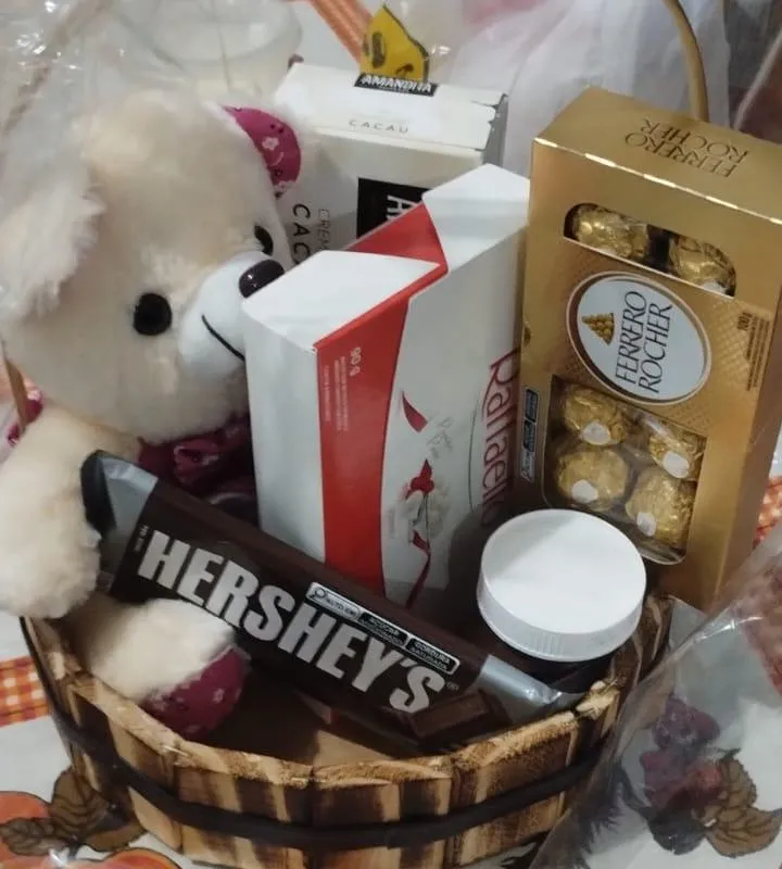 Imagem da campanha Cesta de Chocolates