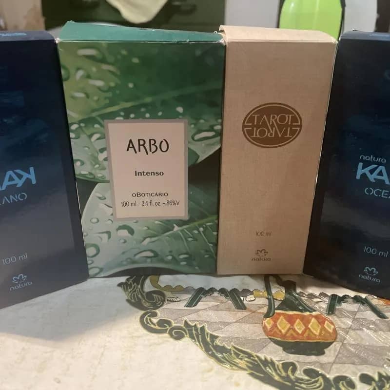 Imagem da campanha 4 perfumes