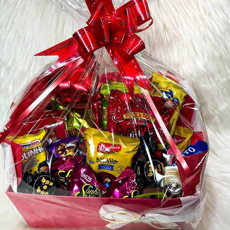 Imagem da campanha Cesta de chocolate marcos e stefhanny