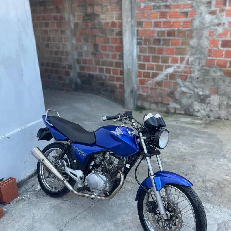 Imagem da campanha TITAN 150 AZUL