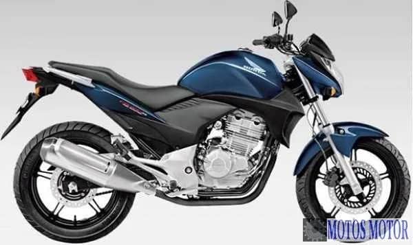 Imagem da campanha Moto Honda CB300