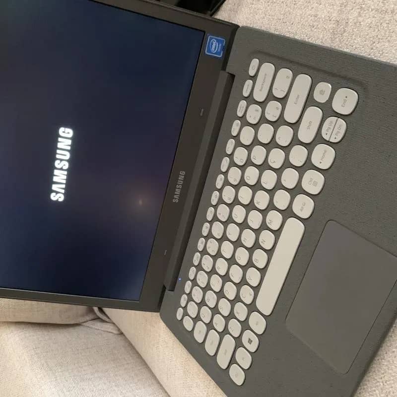 Imagem da campanha Notebook Samsung Flash30