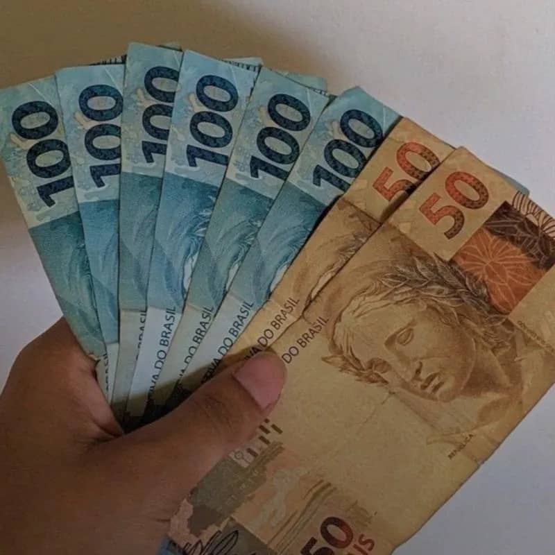 Imagem da campanha 700$ no pix hoje