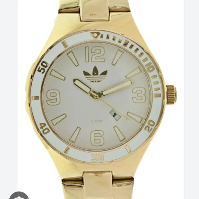 Imagem da campanha relógio de ouro Adidas