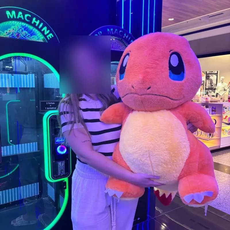 Imagem da campanha ⚡ MEGA Rifa: Charmander (Pokémon) GIGANTE de Pelúcia! (Edição Exclusiva)