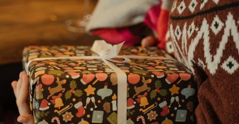 5 maneiras de contribuir para uma ação solidária de natal eficaz