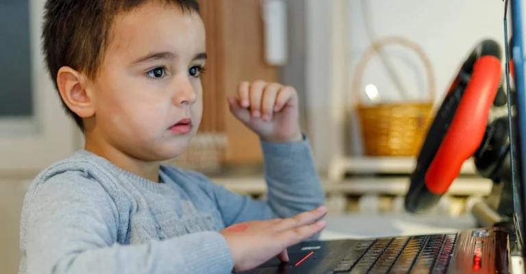 Descubra Como Fazer Rifas Digitais para Arrecadar Dinheiro de Forma Eficaz ⎯ Foto: Boris Hamer/Pexels