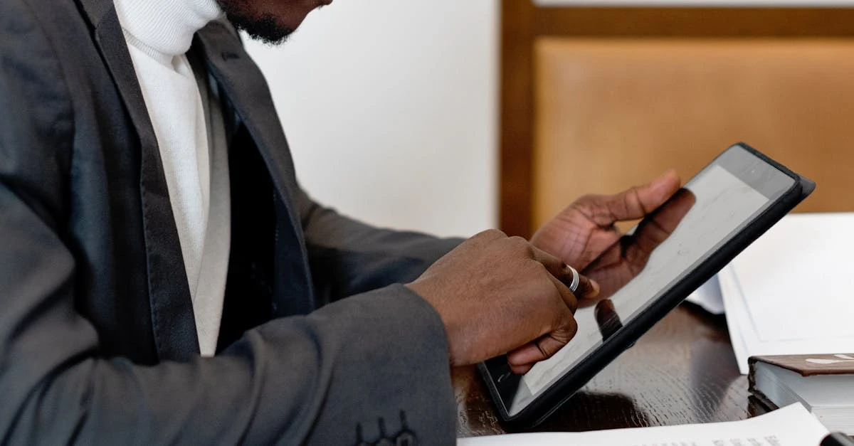 Descubra Como Ganhar em uma Rifa Online de Maneira Eficaz ⎯ Foto:&nbsp;Mikhail Nilov/Pexels